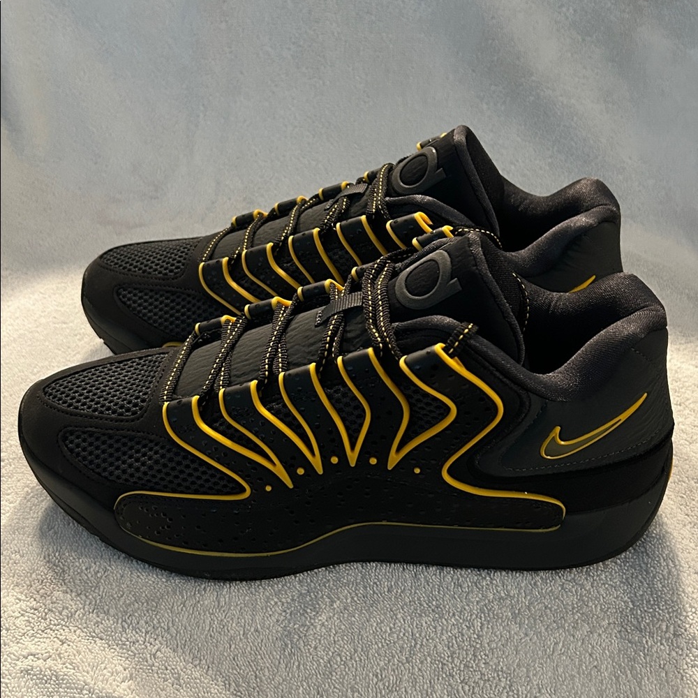 Black and Yellow Athletic Sneakers. KD18 Size 10.5
